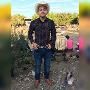 Meet your Posher, Adan